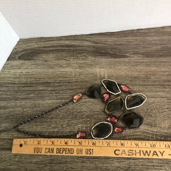 Chunky Statement Necklace - Picture 8 of 9